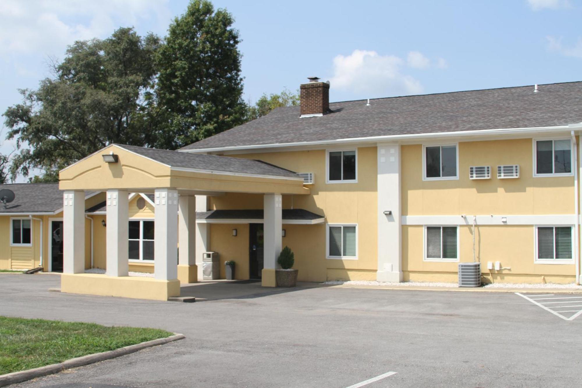 Super 8 By Wyndham Higginsville エクステリア 写真