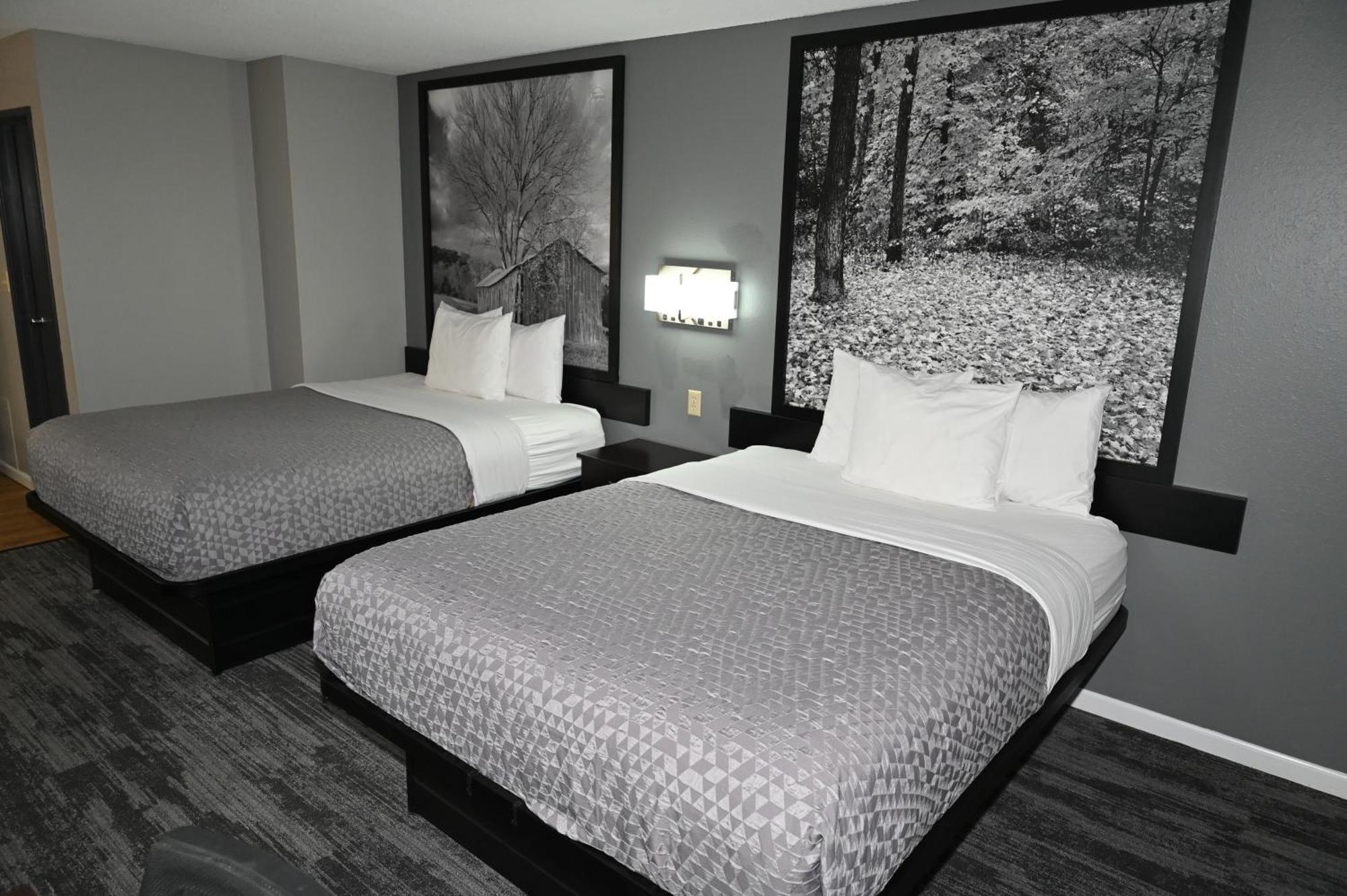 Super 8 By Wyndham Higginsville エクステリア 写真