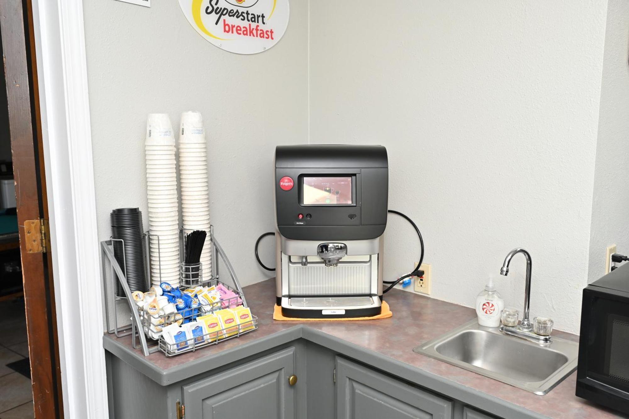Super 8 By Wyndham Higginsville エクステリア 写真